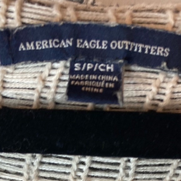 American Eagle Outfitters Aztec Print Hooded Pullover Sweater Size Small - Picture 3 of 9